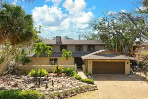 Beautiful Siesta Key Property