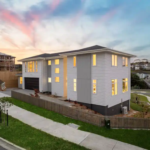 THOUGHTFULLY DESIGNED MODERN FAMILY HOME