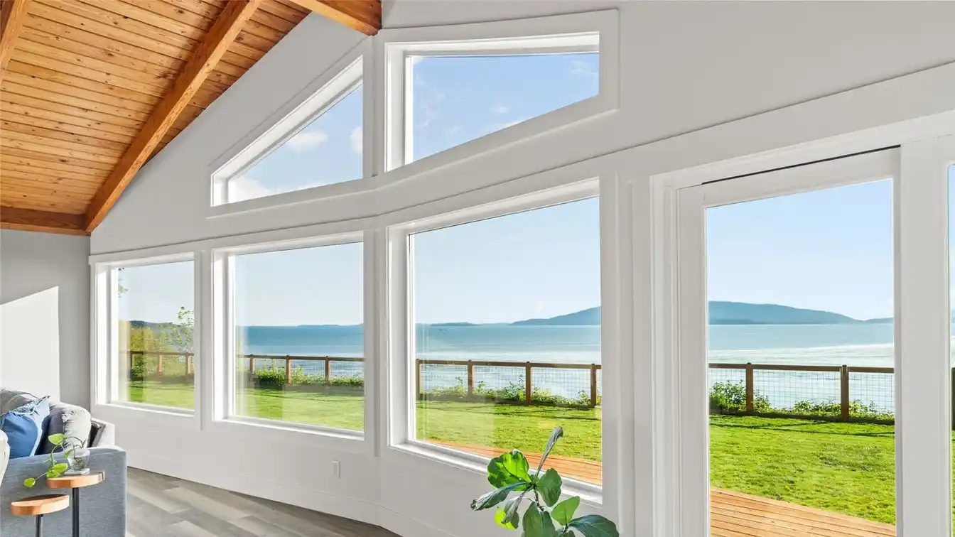 Fully Remodeled Coastal Retreat