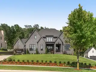 A True Showcase of Timeless Luxury and Modern Design