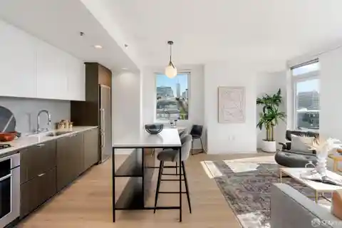 Timeless Elegance and Modern Luxury at the Marlow