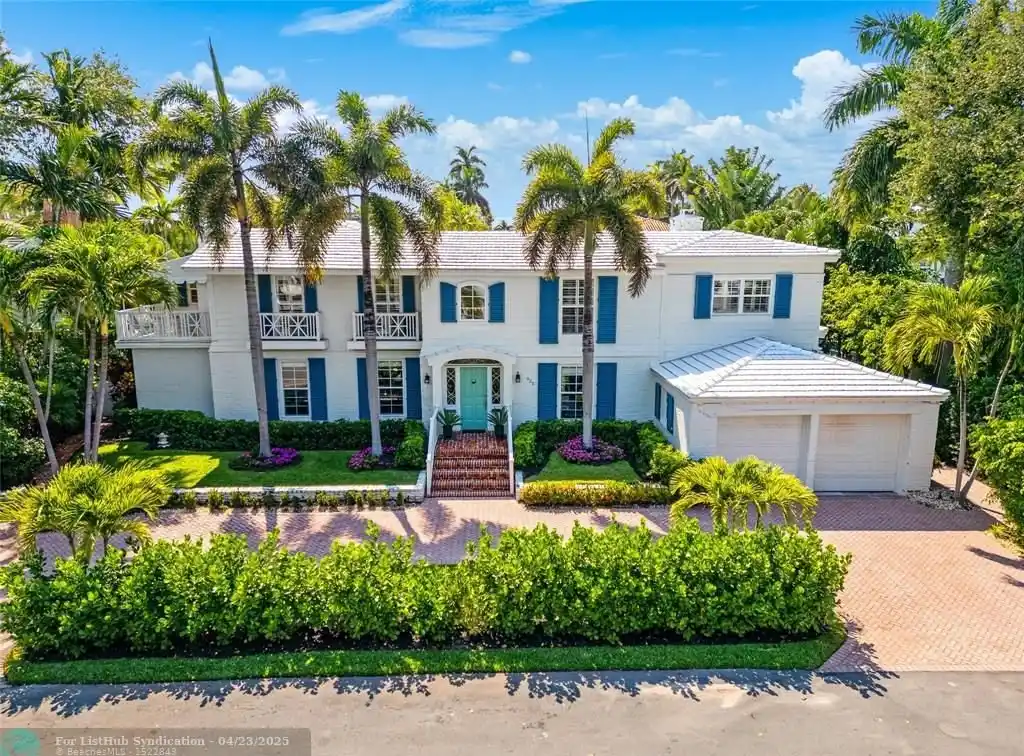 Charming Bermuda Colonial Inspired Estate