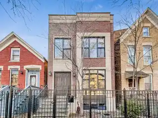 All-brick Residence in the Heart of Bucktown