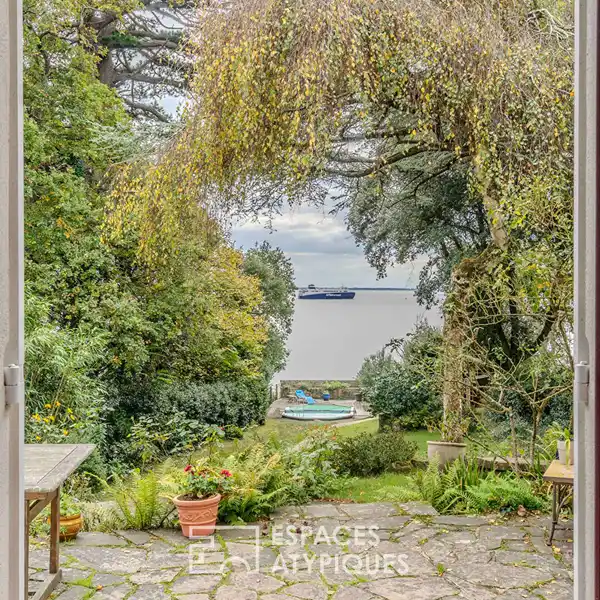 CHARMING SEA VIEW VILLA