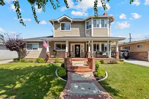 Elegance and Comfort in a Sought-After Neighborhood