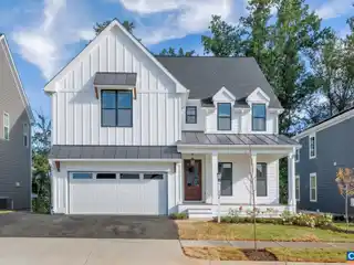 Spacious Park Lane Mechum with Designer Upgrades