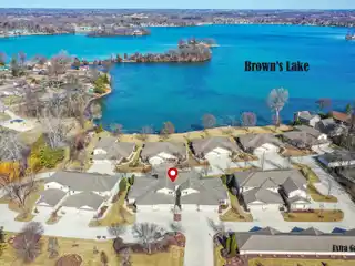Simply Stunning Browns Lake Townhouse
