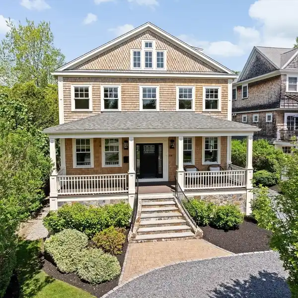SPECTACULAR CROW POINT HOME