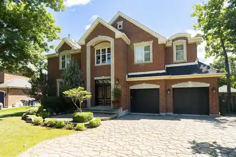Timeless Luxury in the Sought-after Sherwood Section of Beaconsfield