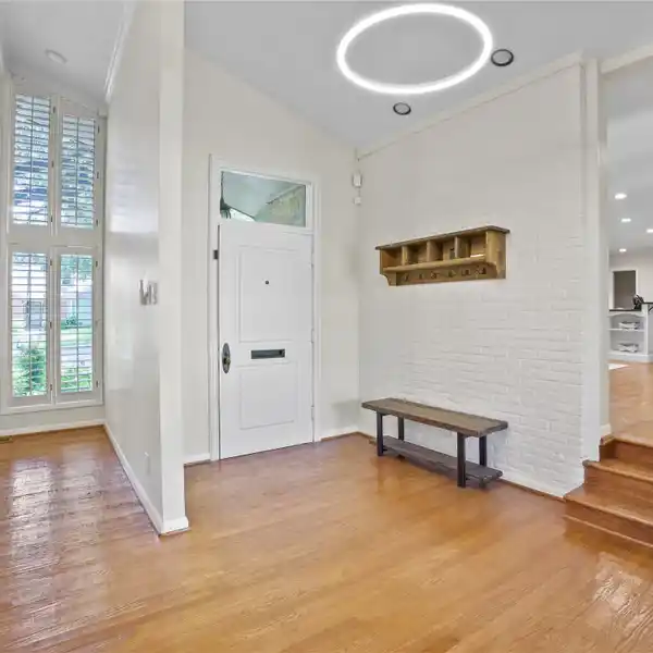 MOVE-IN-READY CONTEMPORARY STYLE HOME