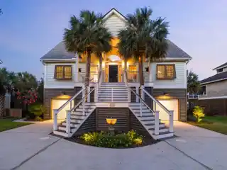 Distinguished Residence in Sought-after Oak Island