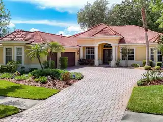 Upscale Luxury Home in Grand Hampton
