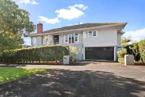 Large Classic Home Perfect for Family Living