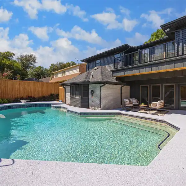 MODERN MASTERPIECE FEATURING DESIGNER STYLE AND RESORT LIVING