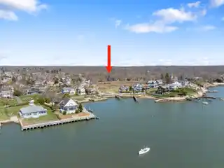 Elegance and Tranquility in Stony Creek