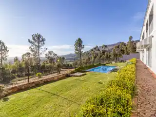 Magnificent Mountain-View Lifestyle Farm