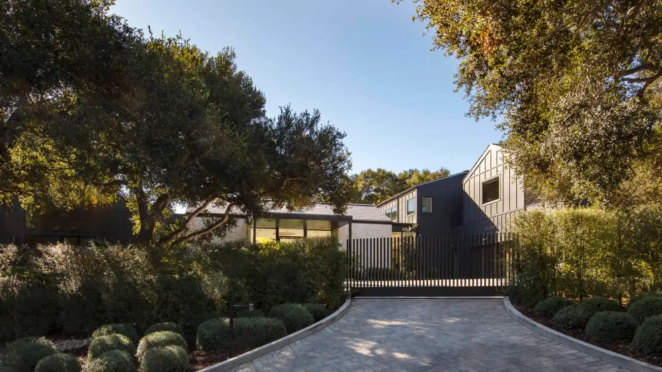 Modern Masterpiece in the Heart of Hope Ranch