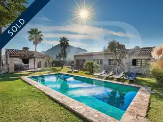 Expansive Luxury Estate in Alcudia