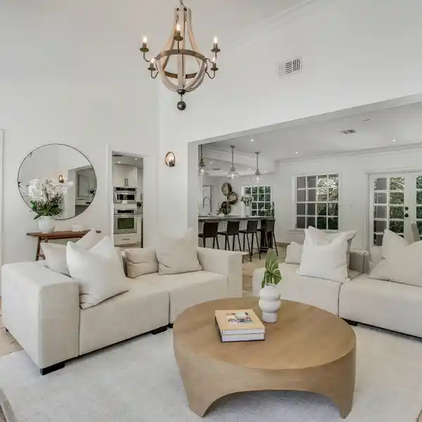 BEAUTIFULLY DESIGNED OASIS