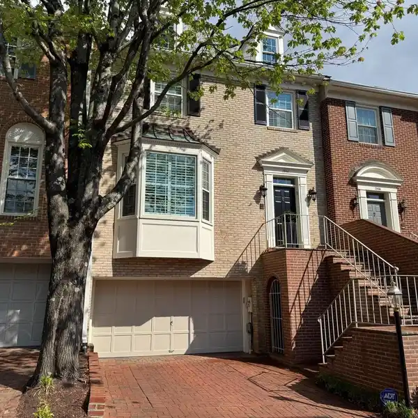BEAUTIFULLY UPDATED TOWNHOME IN BETHESDA