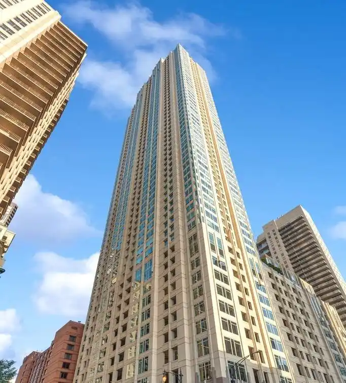 Stunning Duplex Penthouse in River North