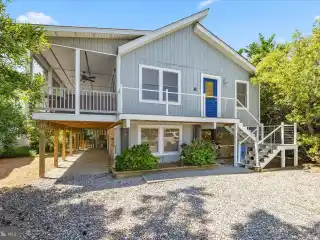 Furnished Coastal Escape in Gated Community