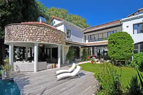 A Privileged Lifestyle in Houghton Estate