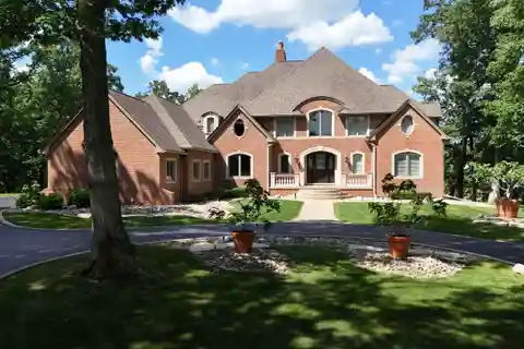 Timeless Luxury Meets Everyday Comfort in Rosewood Estates