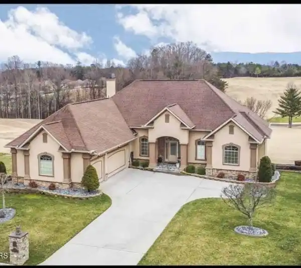 GOLF FRONT IN RARITY BAY COUNTRY CLUB COMMUNITY