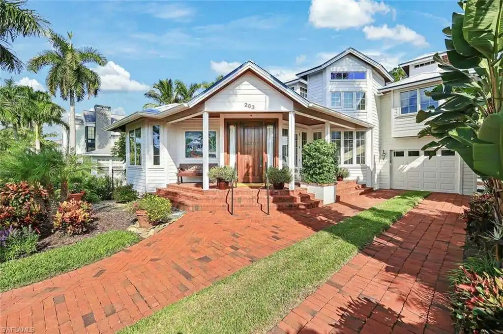 Amazing Home in Fabulous Walking Location
