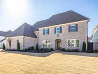 STUNNING SEVEN-BEDROOM HOME