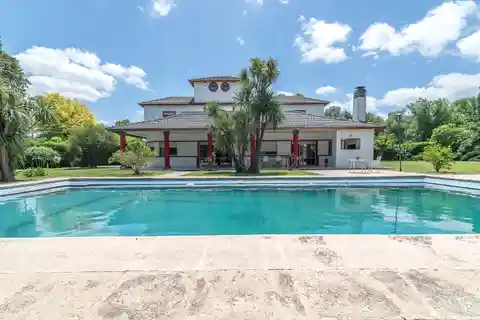 An Iconic Home of Distinction and Heritage