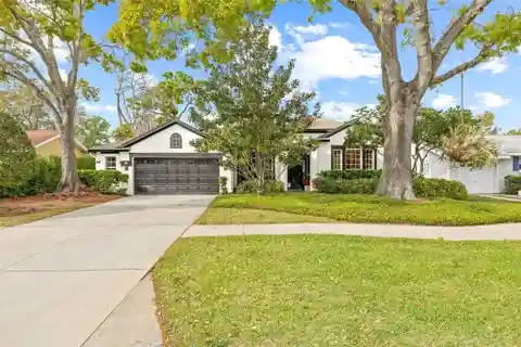 Contemporary South Tampa Home in Prime Location