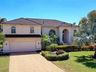 Impeccably Maintained Traditional Style Home