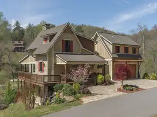 Luxurious Riverside Beauty