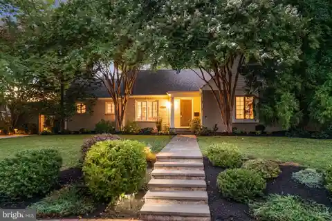 Discover the Elegance of One-Level Living