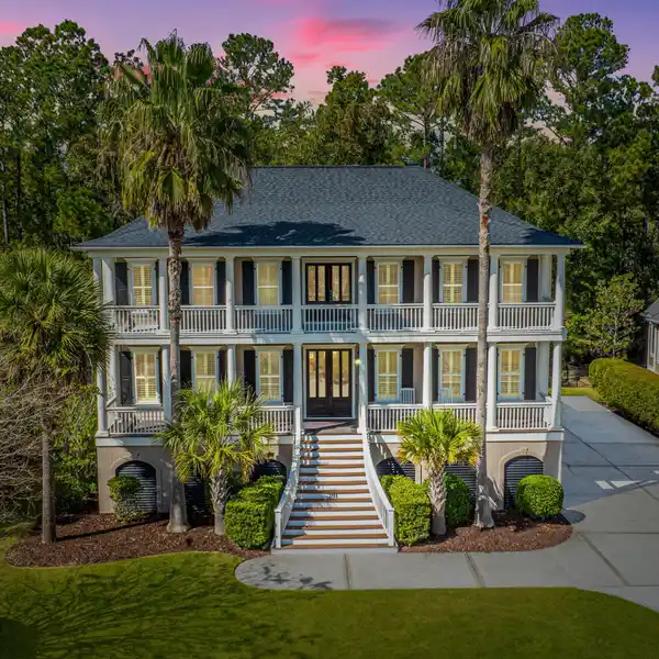 STUNNING LOW COUNTRY ELEVATED HOME