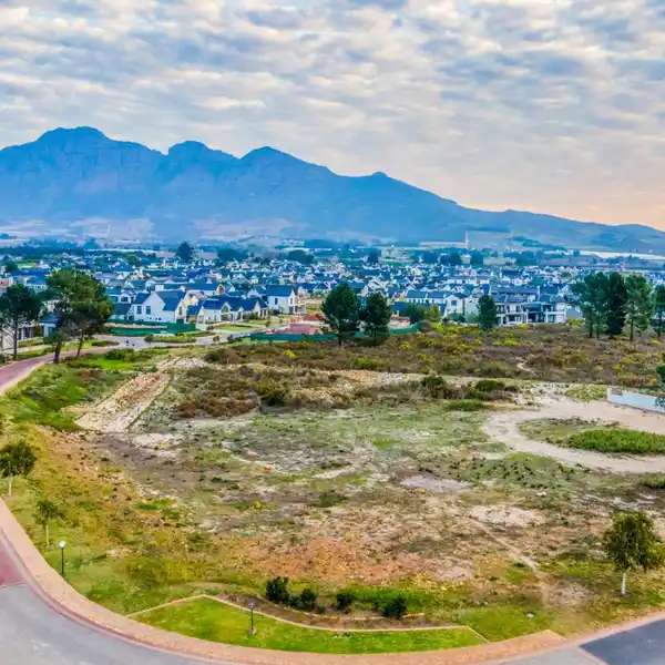 BUILD YOUR IDEAL HOME IN THE VALLEY OF LIFE