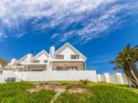 DREAM RETREAT ON THE PICTURESQUE CANALS OF ST FRANCIS BAY