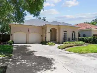 Spacious Retreat with Ideal Layout
