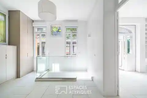 Garden Level Loft in the Peupliers Neighborhood