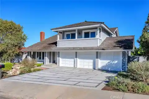 Immaculate Estate with Sparkling Pool and Views