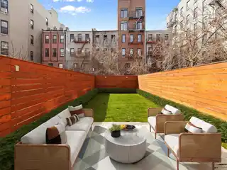Charming Park Block Townhome in Prime Harlem Location