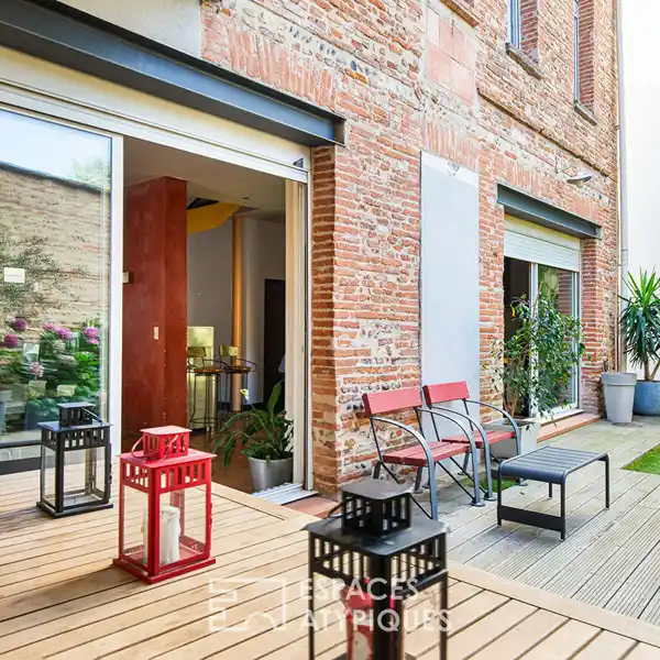 SUMPTUOUS CIRCA 1910 TOULOUSE HOUSE