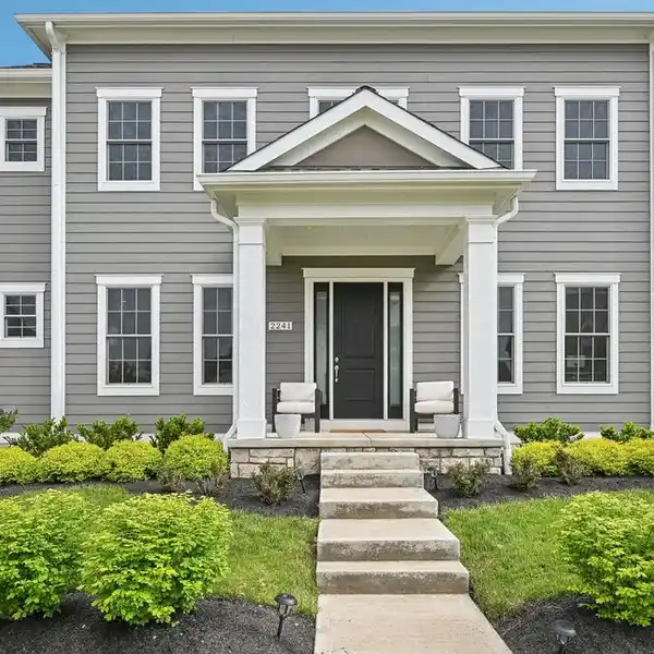 SPECTACULAR CUSTOM-BUILT HOME
