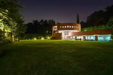 Unique Contemporary Home in a Lush Private Setting