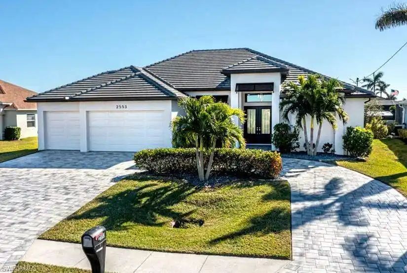Better Than New Residence in Sought-after Surfside