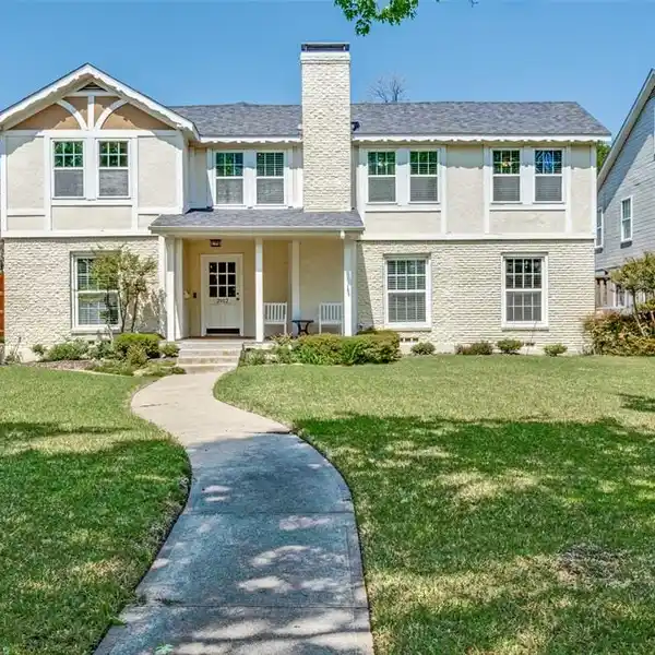 CHARMING 1940S HOME