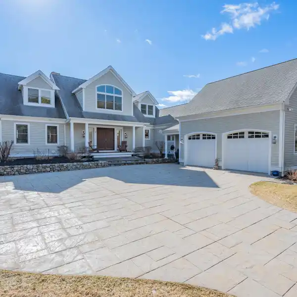 CUSTOM CONTEMPORARY HOME OVERLOOKING EEL POND