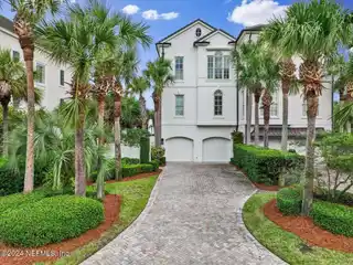 Totally Renovated Oceanfront Luxury Townhome